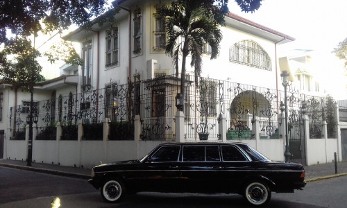 CLASSIC-BARRIO-AMON-MANSION-COSTA-RICA-LIMUSINA.jpg