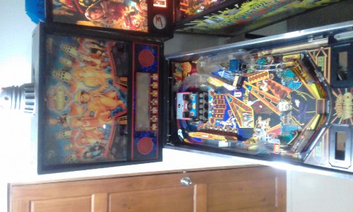 DOCTOR-WHO-PINBALL-MACHINE-COSTA-RICA.jpg