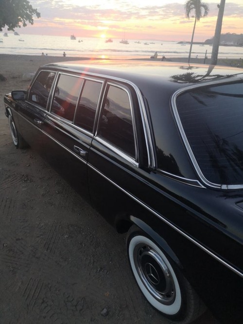 SUNSET-BEACH-LIMO-COSTA-RICA.jpg