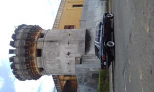 CASTLE-AND-LIMOUSINE.-SAN-JOSE-COSTA-RICA.jpg