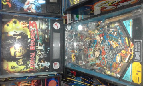 COSTA-RICA-1992-DATA-EAST-LETHAL-WEAPON-3-PINBALL-MACHINE.jpg